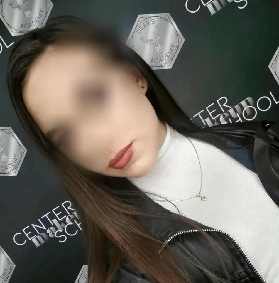 Aleksandra, 25