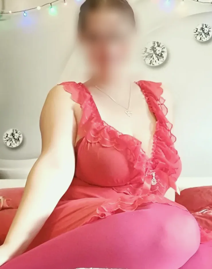 Alice, 35