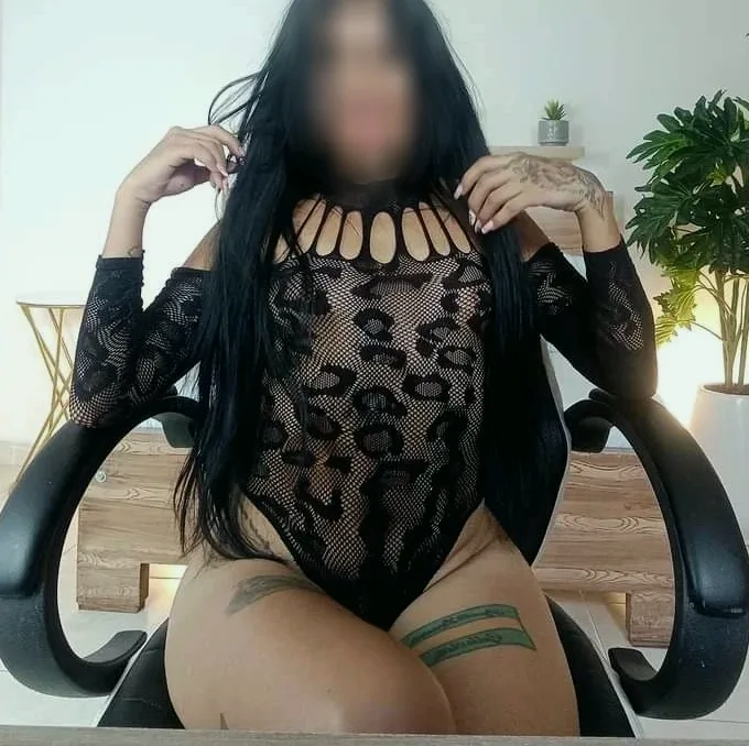Charlotte, 27