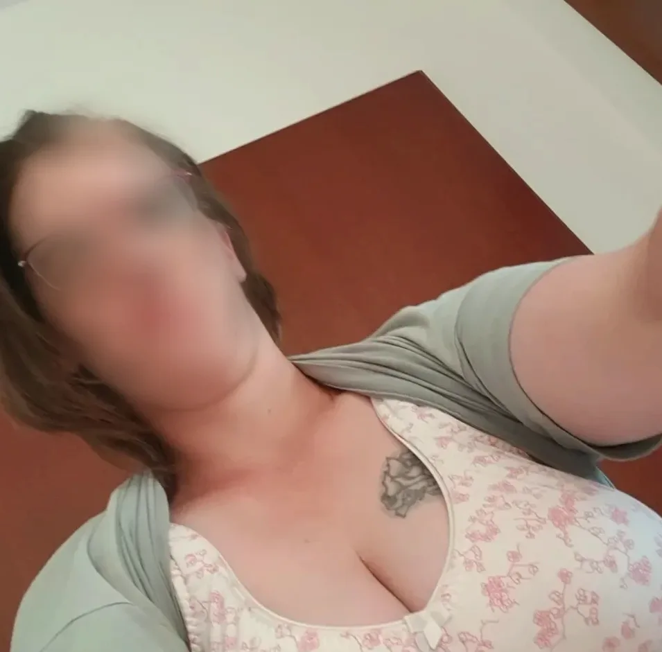 Christina, 35
