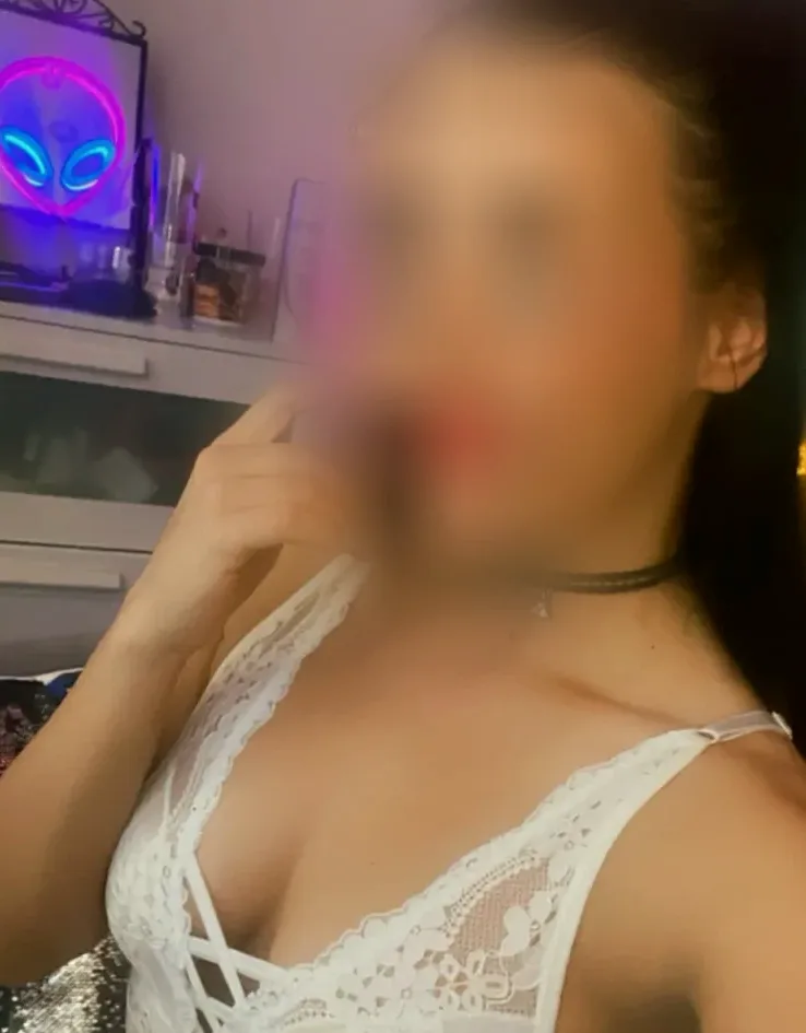 Linda, 21