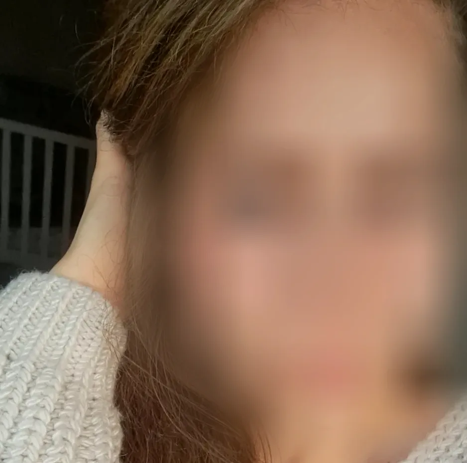 Sofia, 31